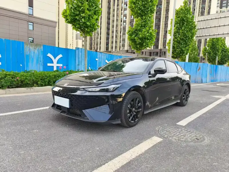 Changan UNI-V, 2025