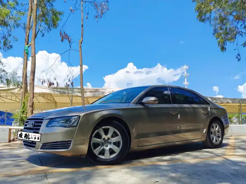 Audi A8, 2014