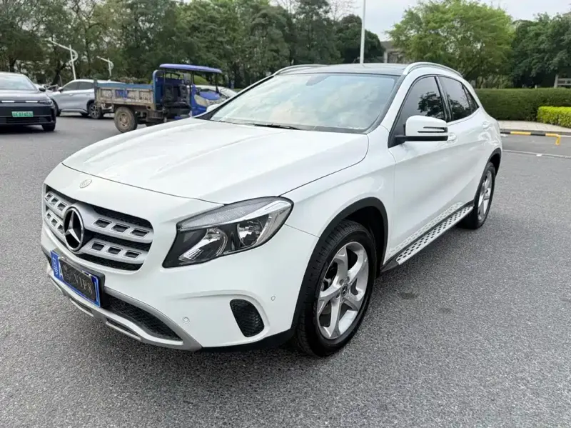 Mercedes-Benz GLA, 2018