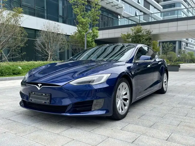 Tesla Model S, 2017