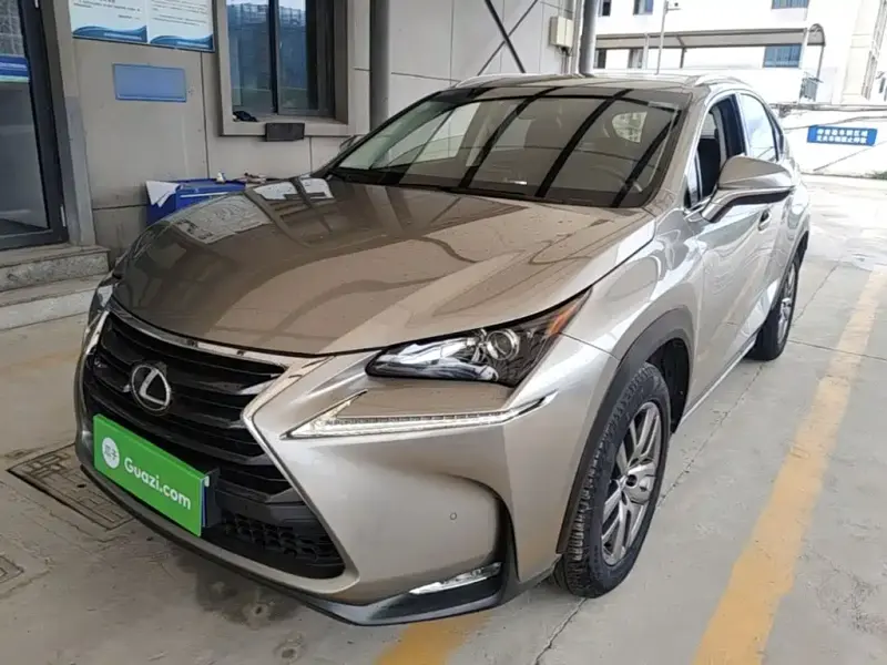 Lexus NX, 2016