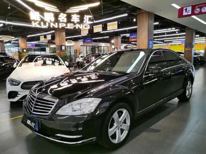 Mercedes-Benz S-Class, 2011