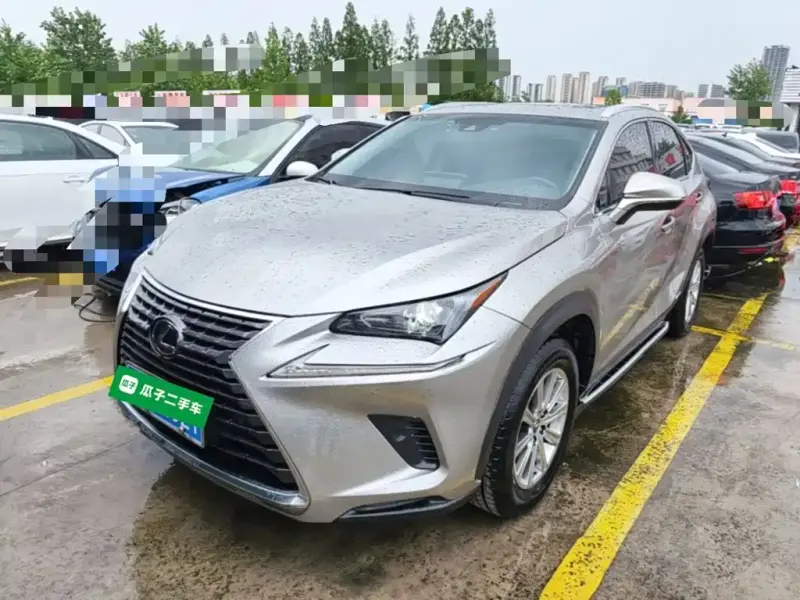 Lexus NX, 2018