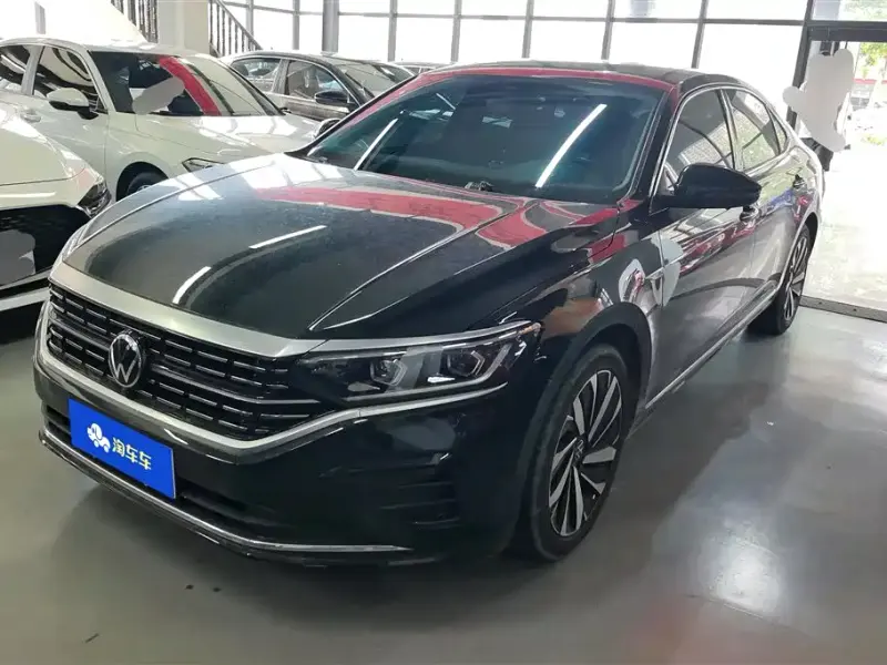 Volkswagen Passat, 2022