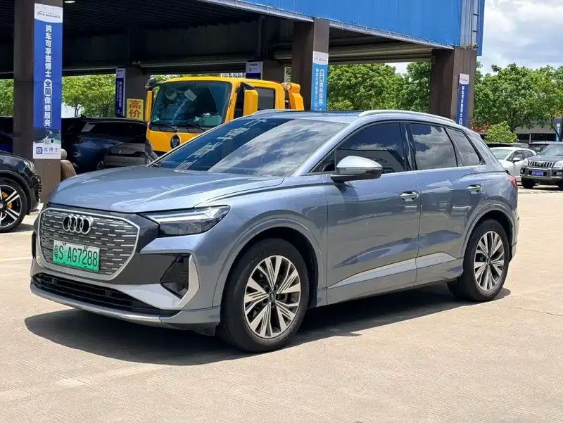 Audi Q4 e-tron, 2025