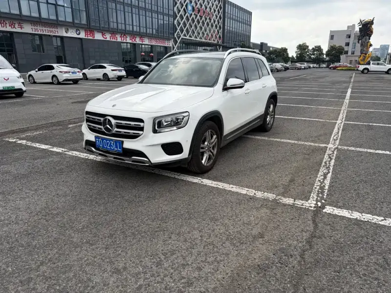 Mercedes-Benz GLB, 2021