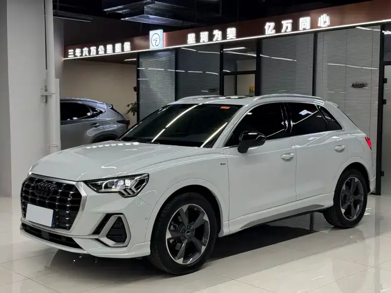 Audi Q3, 2023