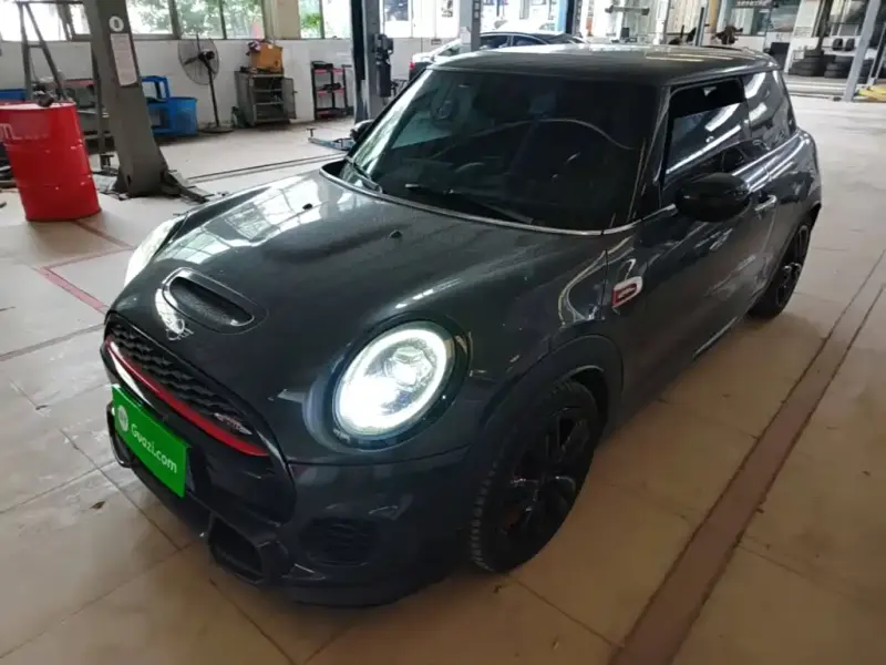 MINI JCW, 2021