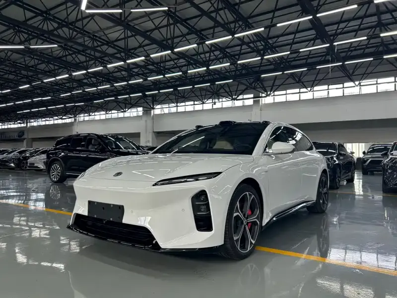 NIO ET5T, 2025