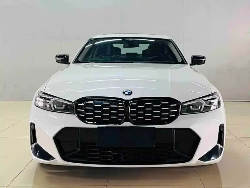 BMW 3 Series, 2023