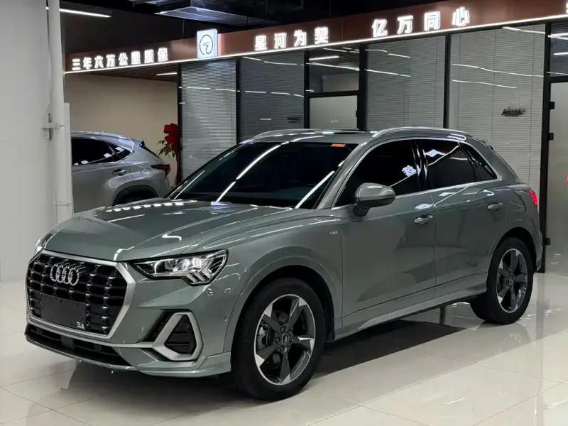Audi Q3, 2022