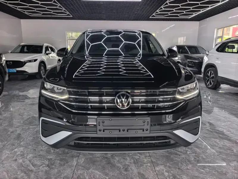 Volkswagen Tiguan L, 2023