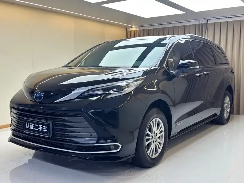 Toyota Sienna, 2023