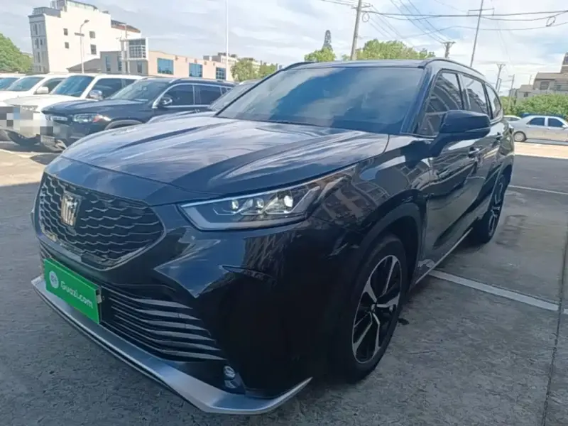 Toyota Crown Kluger, 2024