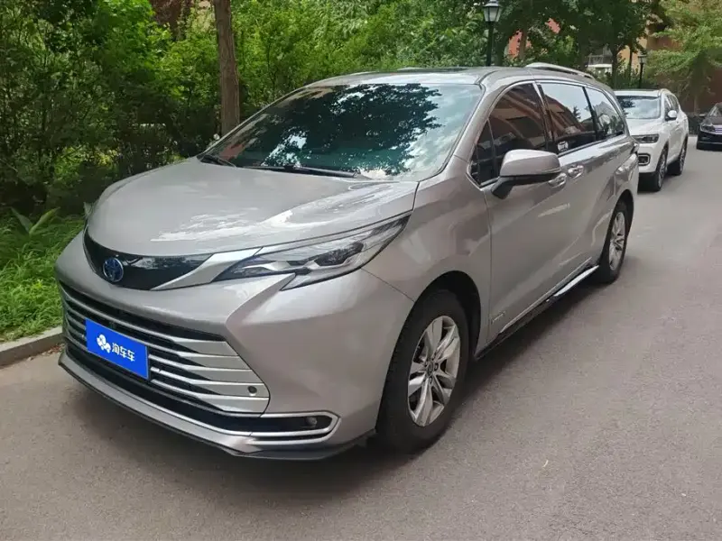 Toyota Sienna, 2022