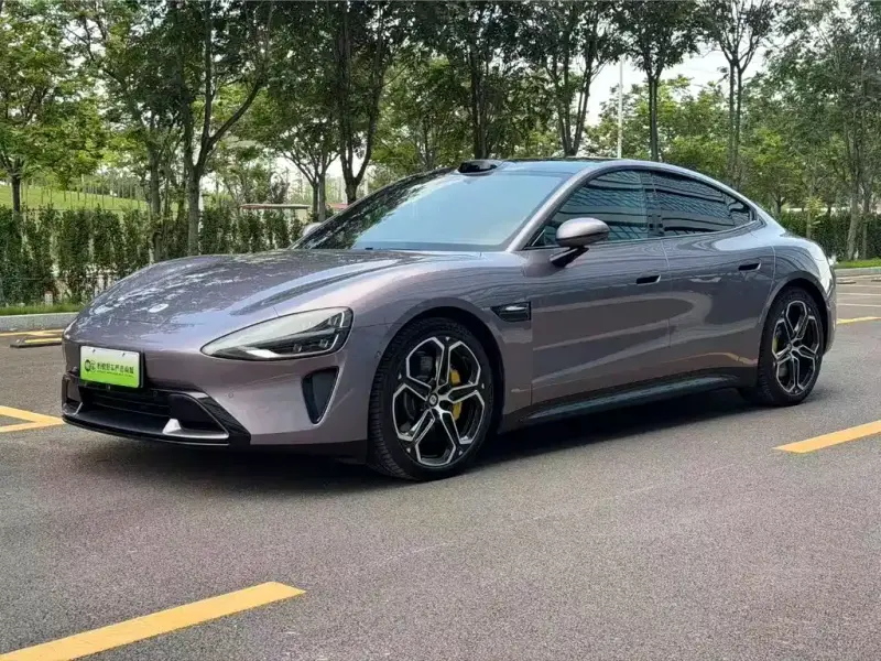 Xiaomi SU7, 2025