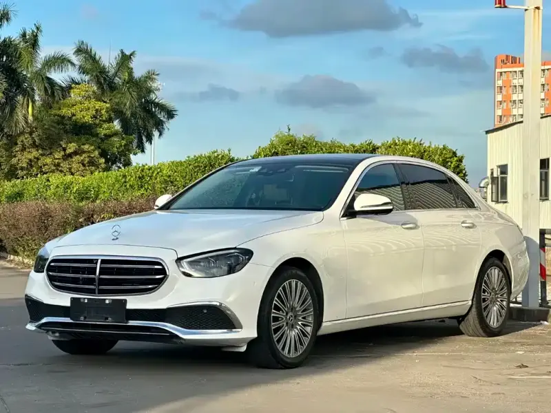 Mercedes-Benz E-Class, 2022