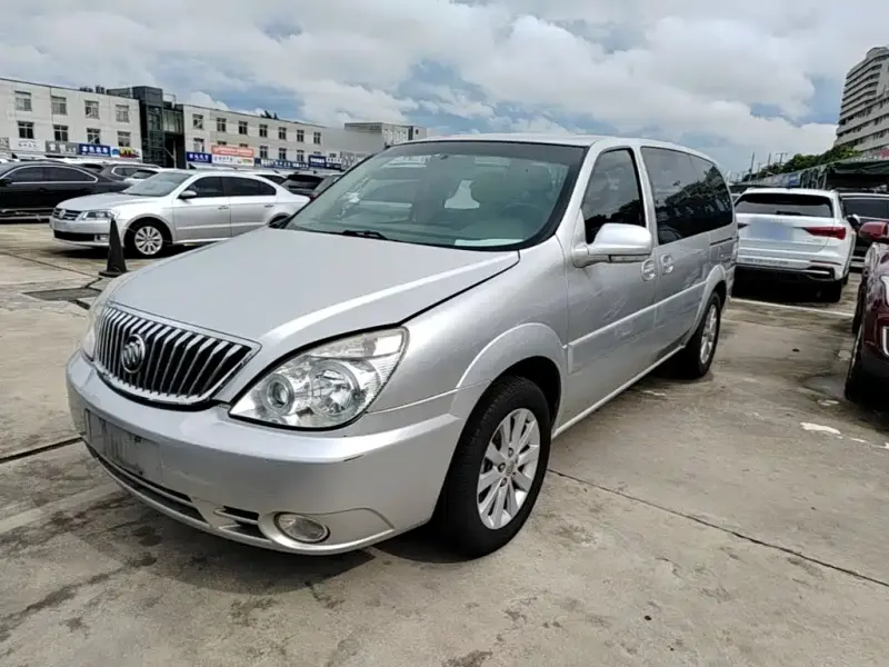 Buick GL8, 2016