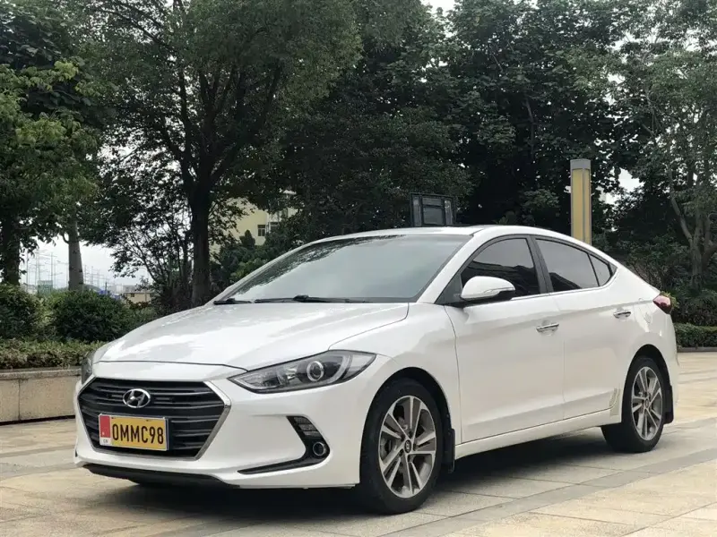 Hyundai Elantra, 2017