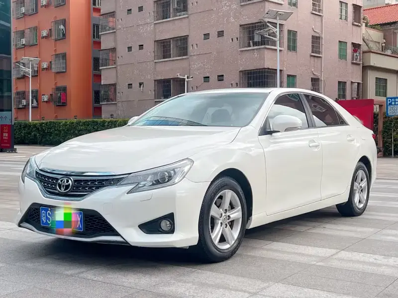 Toyota Reiz, 2013