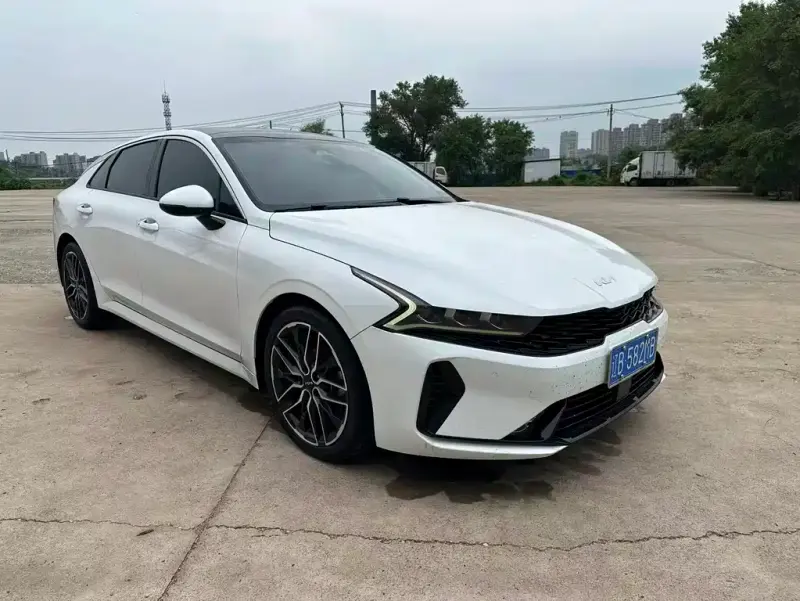 Kia K5, 2022
