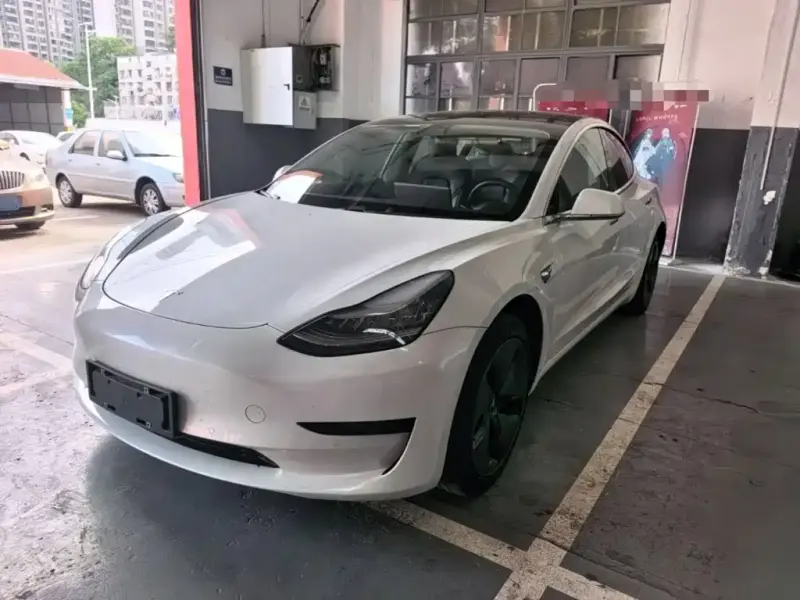 Tesla Model 3, 2020