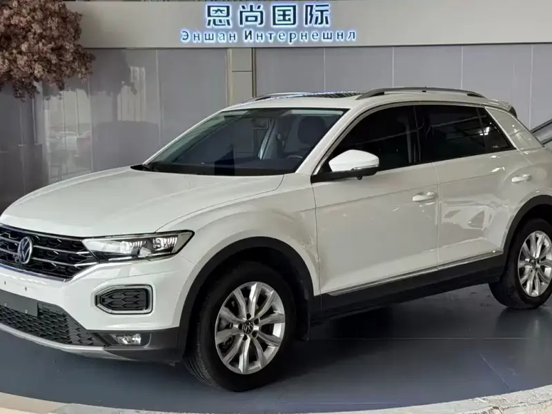 Volkswagen T-Roc, 2022