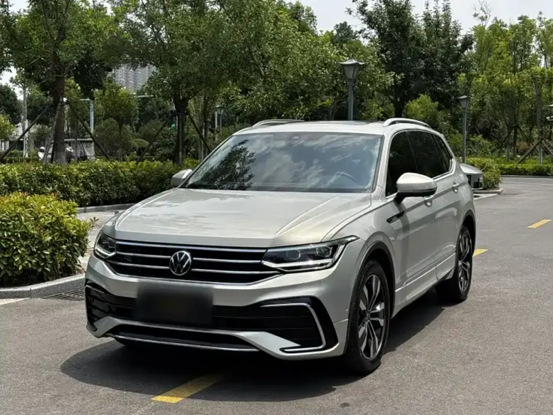 Volkswagen Tiguan L, 2023
