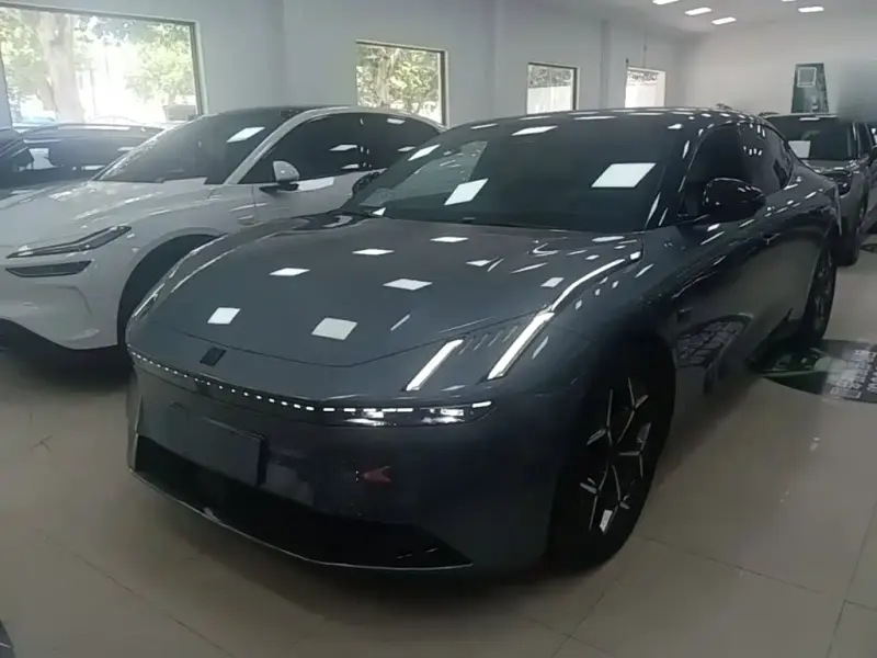 Lynk & Co Z10, 2025