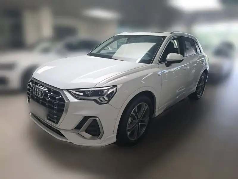 Audi Q3, 2023