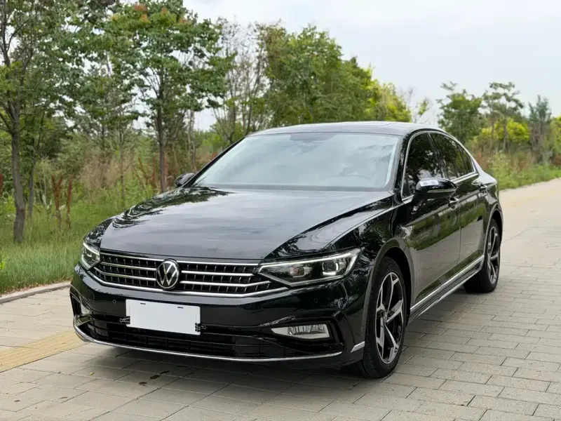 Volkswagen Magotan, 2023