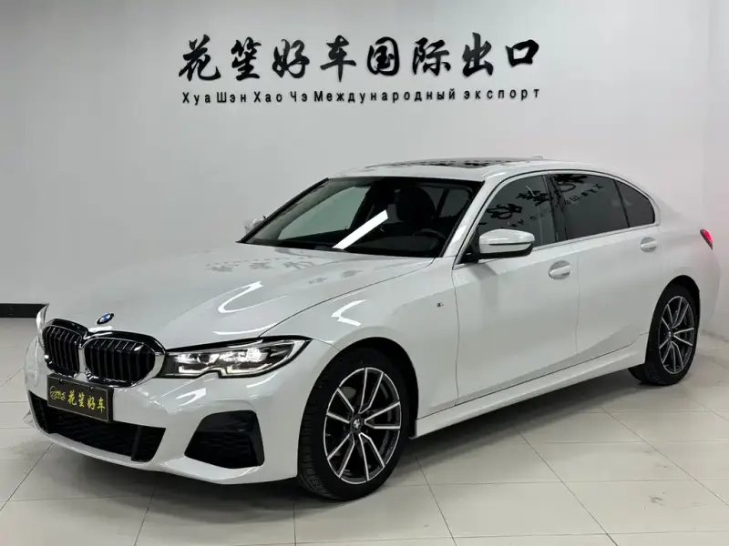BMW 3 Series, 2022