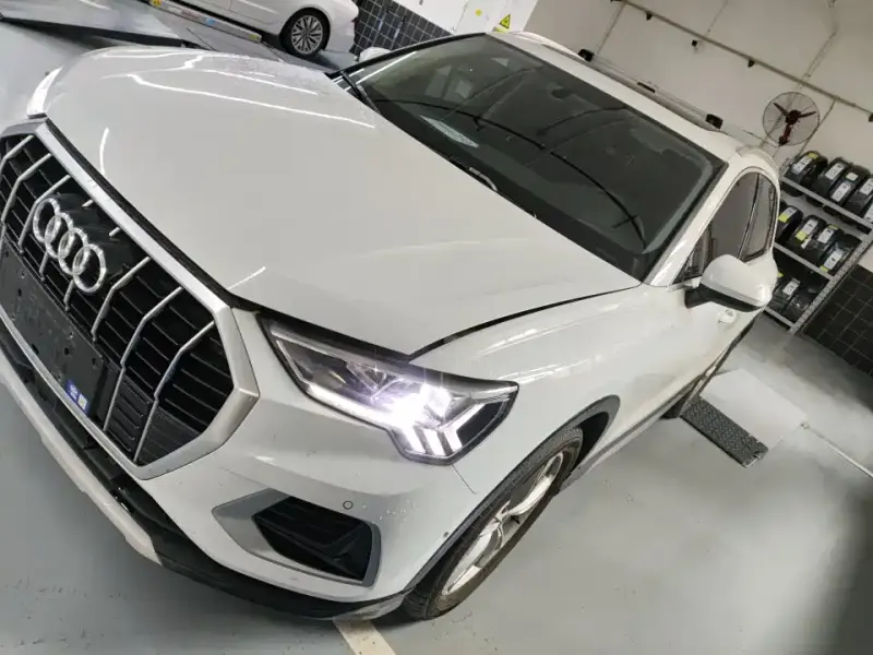 Audi Q3, 2022