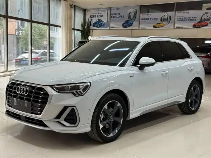 Audi Q3, 2023