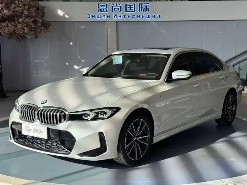 BMW 3 Series, 2023
