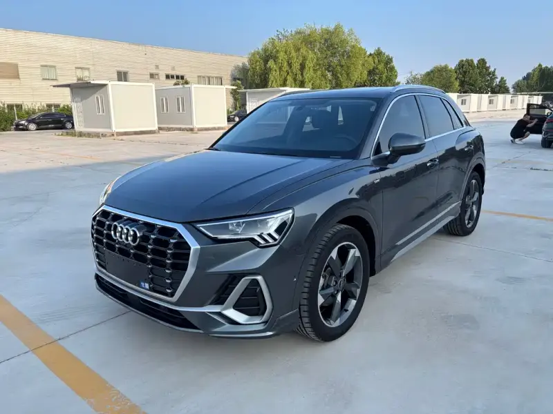 Audi Q3, 2022