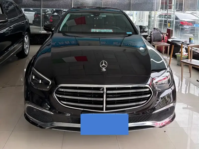 Mercedes-Benz E-Class, 2022