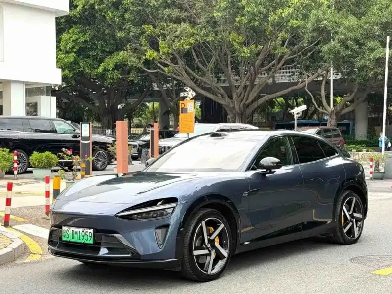 Xiaomi YU7, 2025