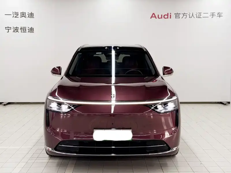 AITO M8, 2025