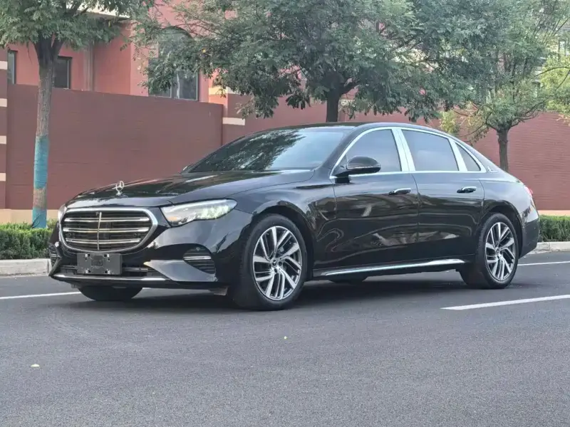 Mercedes-Benz E-Class, 2025