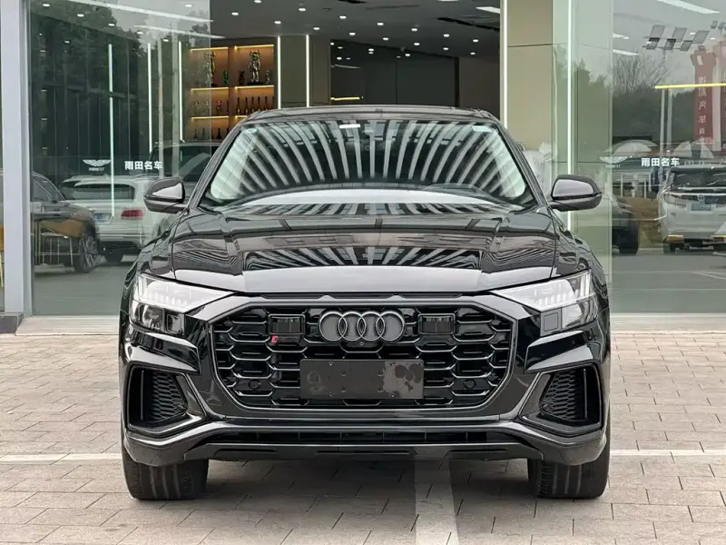 Audi Q8, 2022