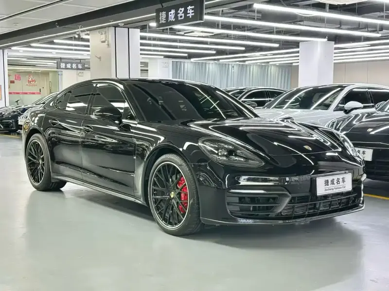 Porsche Panamera, 2018