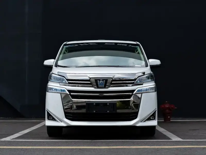 Toyota Vellfire, 2022