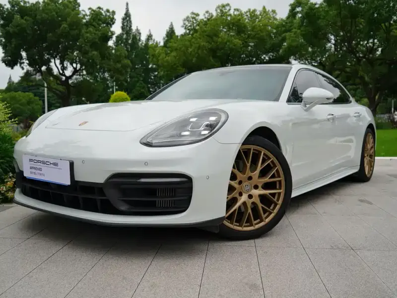 Porsche Panamera, 2023