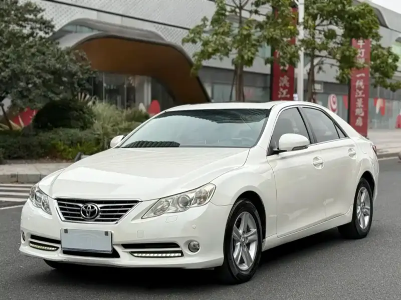 Toyota Reiz, 2013