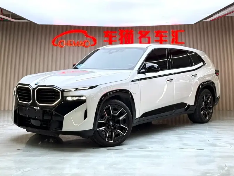 BMW XM, 2024