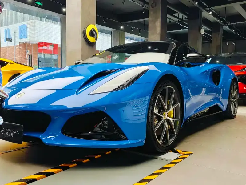 Lotus Emira, 2024