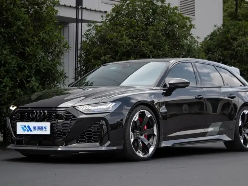 Audi RS 6, 2025