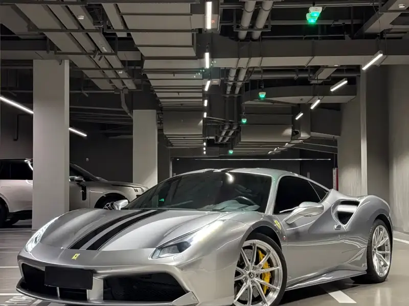 Ferrari 488, 2019