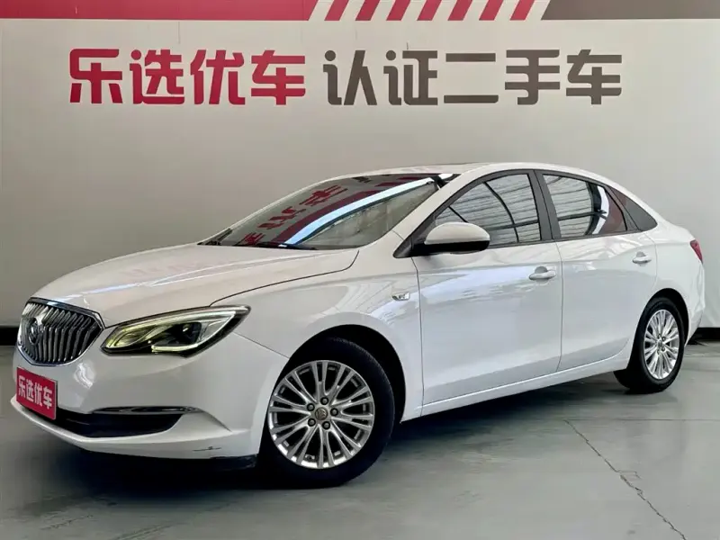 Buick Excelle, 2015